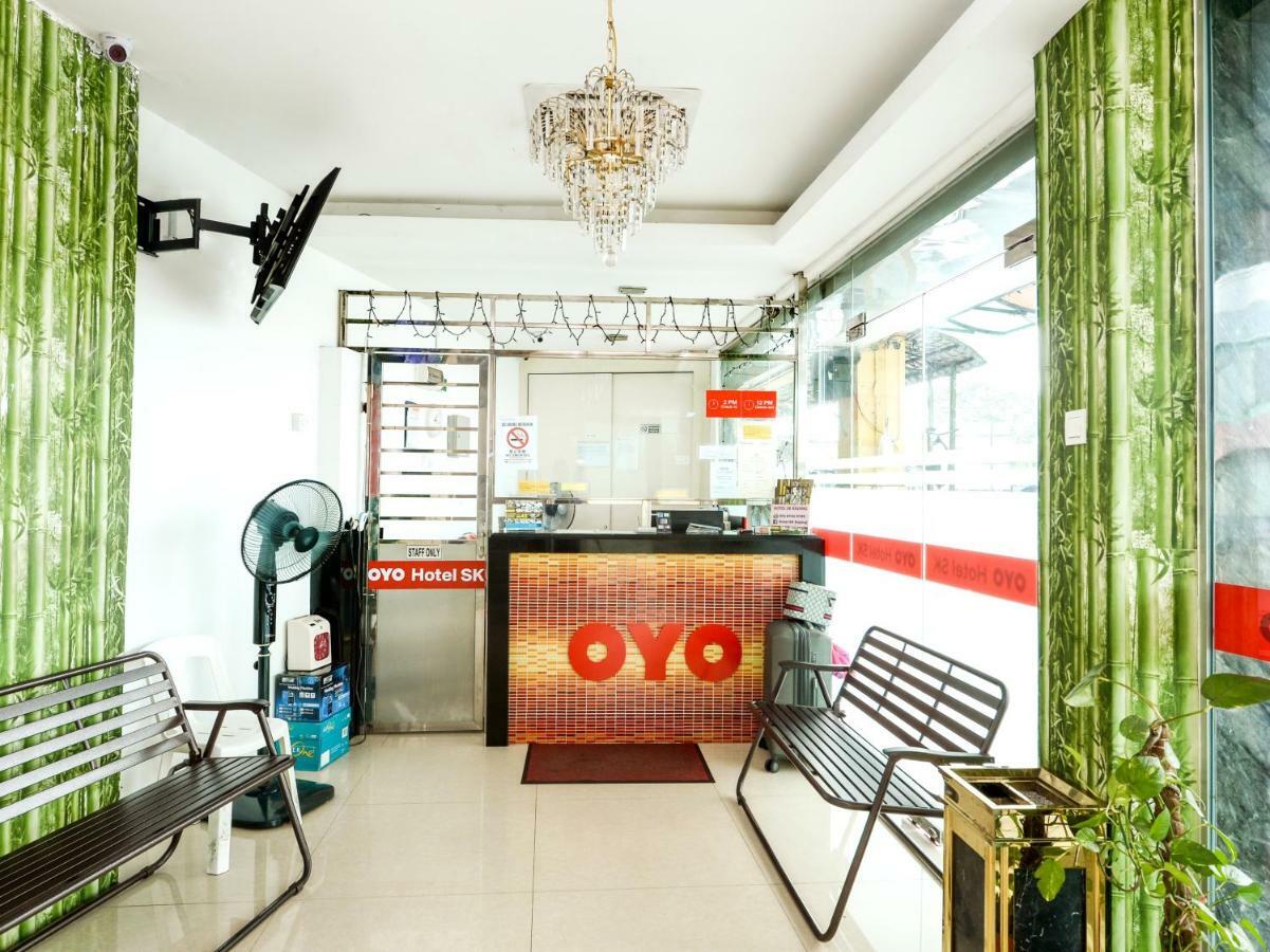 Oyo 982 Hotel Sk Kajang Exterior photo